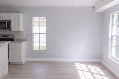 Villa ou maison à vendre à Orlando, Floride: 3 chambres, 113.9 m2 № 2399412 - photo 20