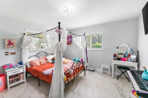 Casa en venta en Oakland Park, Florida, 4 dormitorios, 149.94 m2 № 1711143 - foto 12