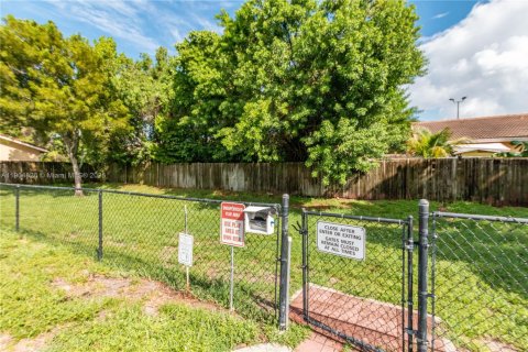 Casa en venta en Pembroke Park, Florida, 2 dormitorios, 88.26 m2 № 1955939 - foto 20