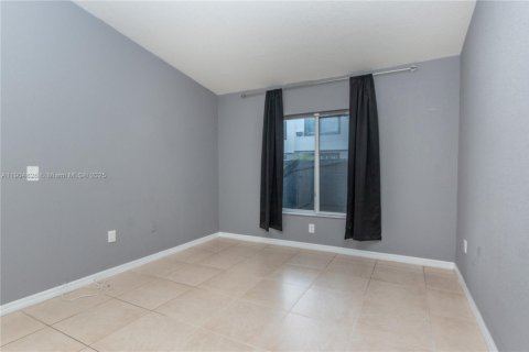 Casa en venta en Pembroke Park, Florida, 2 dormitorios, 88.26 m2 № 1955939 - foto 10