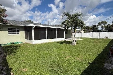 Casa en alquiler en Venice, Florida, 3 dormitorios, 147.16 m2 № 1910341 - foto 4