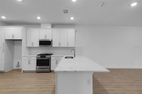 Villa ou maison à vendre à Bradenton, Floride: 2 chambres, 134.89 m2 № 2149296 - photo 6