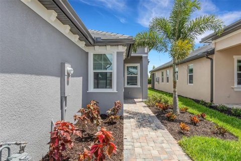 Villa ou maison à vendre à Bradenton, Floride: 2 chambres, 134.89 m2 № 2149296 - photo 2
