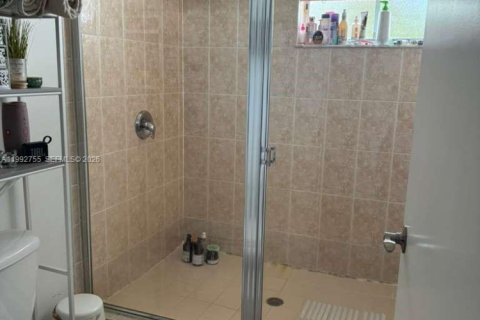 Villa ou maison à vendre à Pembroke Pines, Floride: 3 chambres, 128.11 m2 № 2056924 - photo 20