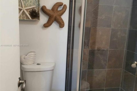 Купить кондоминиум в Лодердейл-Лейкс, Флорида 2 спальни, 87.7м2, № 1994153 - фото 14