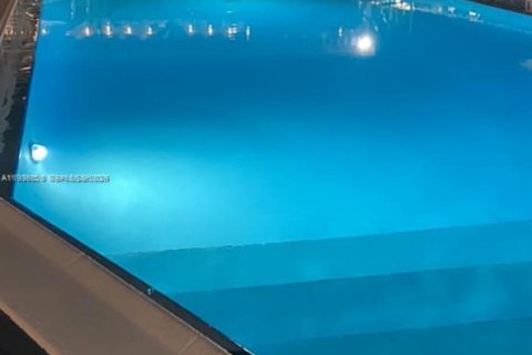 Купить кондоминиум в Лодердейл-Лейкс, Флорида 2 спальни, 87.7м2, № 1994153 - фото 18