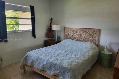 Купить кондоминиум в Лодердейл-Лейкс, Флорида 2 спальни, 87.7м2, № 1994153 - фото 9