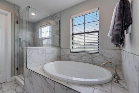 House in Apollo Beach, Florida 4 bedrooms, 258.73 sq.m. № 1840283 - photo 27