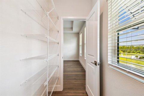 Купить таунхаус в Сарасота, Флорида 3 комнаты, 212м2, № 1845346 - фото 30
