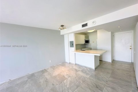 Condo à North Miami, Floride, 1 chambre  № 2086396