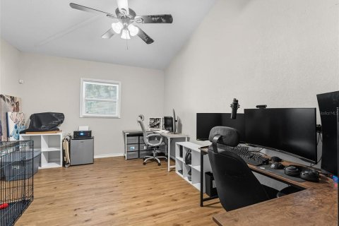 House in Largo, Florida 3 bedrooms, 98.2 sq.m. № 1907637 - photo 15