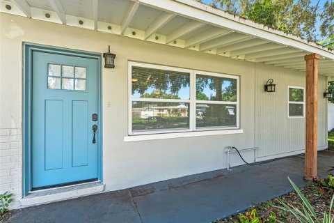 House in Largo, Florida 3 bedrooms, 98.2 sq.m. № 1907637 - photo 3