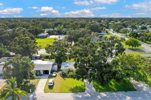 House in Largo, Florida 3 bedrooms, 98.2 sq.m. № 1907637 - photo 21
