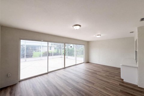 Купить виллу или дом в Себринг, Флорида 3 комнаты, 176.42м2, № 2227394 - фото 8