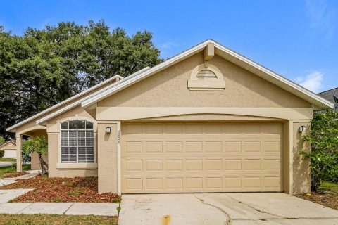 Casa en alquiler en Orlando, Florida, 3 dormitorios, 117.15 m2 № 1914496 - foto 1