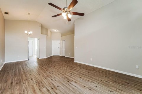 Casa en alquiler en Orlando, Florida, 3 dormitorios, 117.15 m2 № 1914496 - foto 6