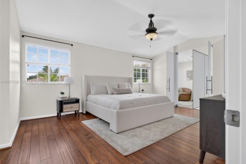 Casa en venta en Weston, Florida, 4 dormitorios, 247.96 m2 № 2176875 - foto 3
