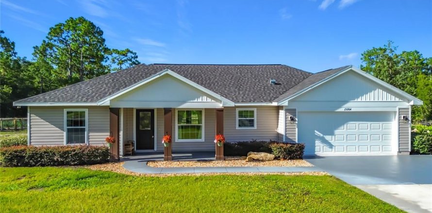 Villa ou maison à Brooksville, Floride 3 chambres, 132.29 m2 № 2094130