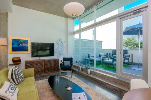 Condo in Tampa, Florida, 1 bedroom  № 2435030 - photo 12