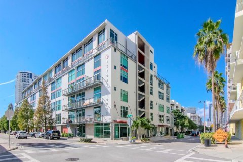 Condo in Tampa, Florida, 1 bedroom  № 2435030