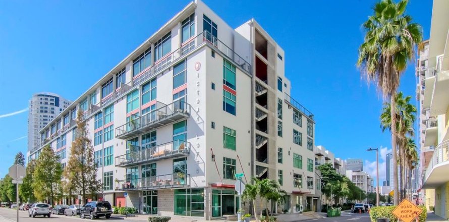 Condo in Tampa, Florida, 1 bedroom  № 2435030