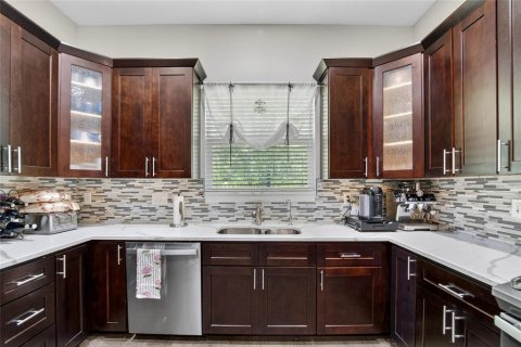 Touwnhouse à louer à Tarpon Springs, Floride: 3 chambres, 207.17 m2 № 2425604 - photo 15
