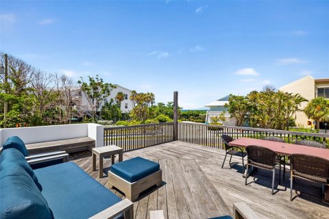 House in Holmes Beach, Florida 3 bedrooms, 137.31 sq.m. № 1875941 - photo 11