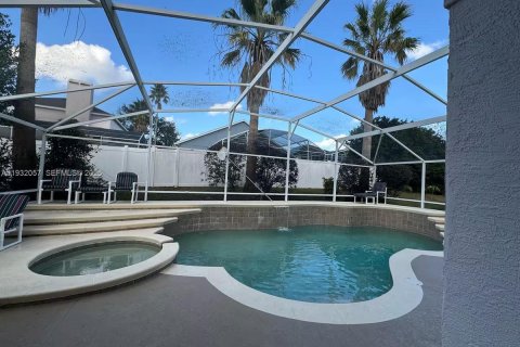 House in Davenport, Florida 4 bedrooms № 2034784 - photo 21