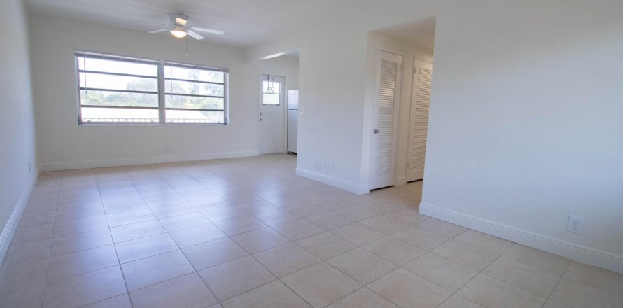 Apartamento en Hollywood, Florida 2 dormitorios № 2315519