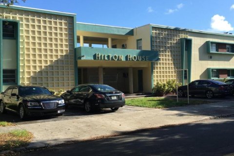 Apartamento en alquiler en Hollywood, Florida, 2 dormitorios № 2315519 - foto 13