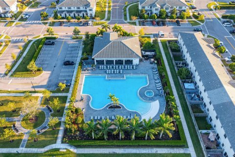 Снять в аренду таунхаус в Хомстед, Флорида 3 спальни, 133.97м2, № 1960920 - фото 23