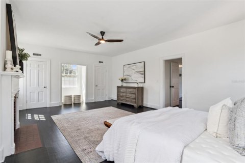 Villa ou maison à vendre à Orlando, Floride: 5 chambres, 416.39 m2 № 2324210 - photo 25