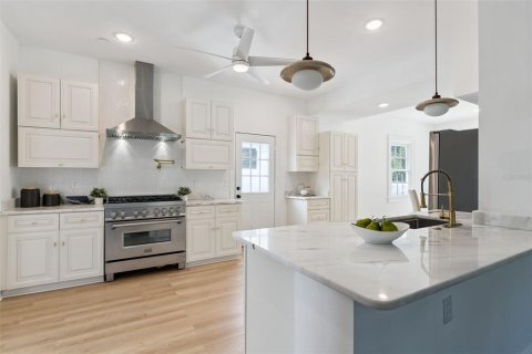 Villa ou maison à vendre à Orlando, Floride: 5 chambres, 416.39 m2 № 2324210 - photo 8