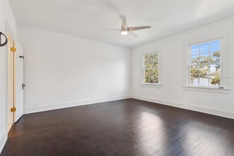 Villa ou maison à vendre à Orlando, Floride: 5 chambres, 416.39 m2 № 2324210 - photo 28