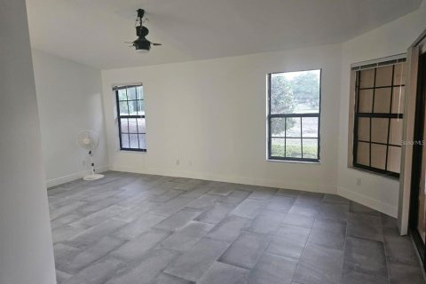 House in Haines City, Florida 3 bedrooms, 195.93 sq.m. № 2101928 - photo 15