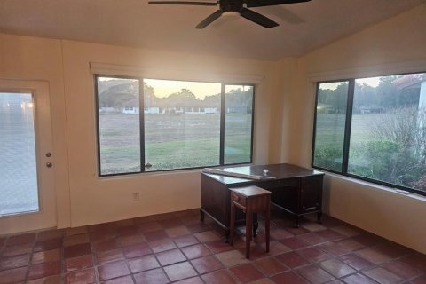 House in Haines City, Florida 3 bedrooms, 195.93 sq.m. № 2101928 - photo 8