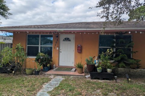 Propiedad comercial en venta en Palm Beach Gardens, Florida, 221.29 m2 № 2420801 - foto 17