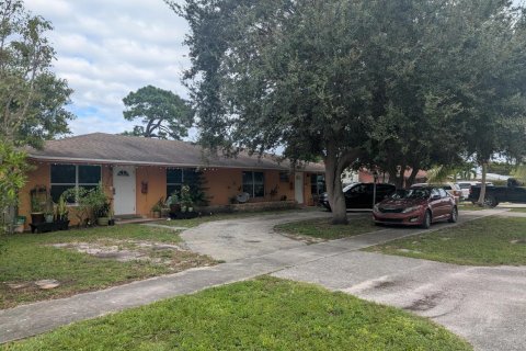 Propiedad comercial en venta en Palm Beach Gardens, Florida, 221.29 m2 № 2420801 - foto 16