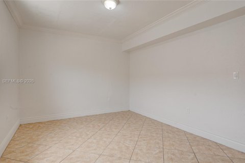Villa ou maison à louer à Miami, Floride: 3 chambres, 238.57 m2 № 2168808 - photo 28