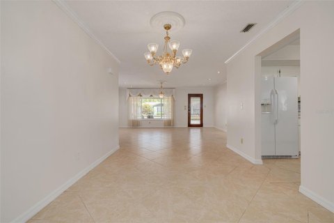 House in Palm Harbor, Florida 2 bedrooms, 163.51 sq.m. № 1662616 - photo 10