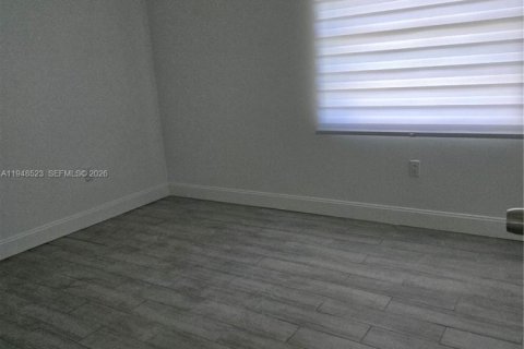 Villa ou maison à vendre à Homestead, Floride: 3 chambres, 115.48 m2 № 2004430 - photo 17