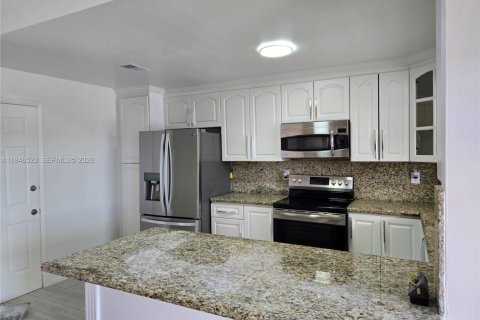 Villa ou maison à vendre à Homestead, Floride: 3 chambres, 115.48 m2 № 2004430 - photo 8