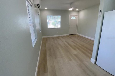 Immobilier commercial à vendre à Saint Petersburg, Floride: 3 chambres, 126.35 m2 № 2107096 - photo 14