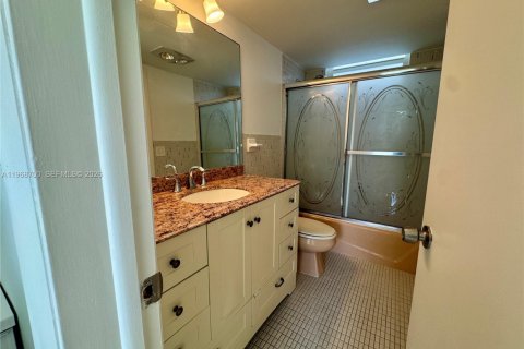 Condominio en venta en Aventura, Florida, 1 dormitorio, 71.35 m2 № 2030792 - foto 30