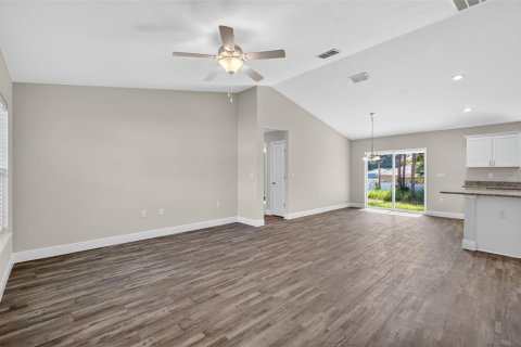 Villa ou maison à vendre à Ocala, Floride: 3 chambres, 134.99 m2 № 2291579 - photo 2
