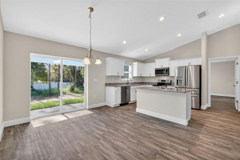 Villa ou maison à vendre à Ocala, Floride: 3 chambres, 134.99 m2 № 2291579 - photo 6
