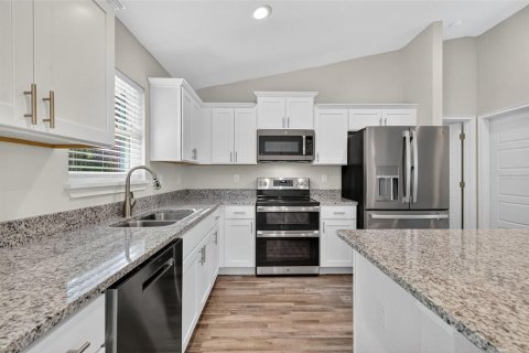Villa ou maison à vendre à Ocala, Floride: 3 chambres, 134.99 m2 № 2291579 - photo 13