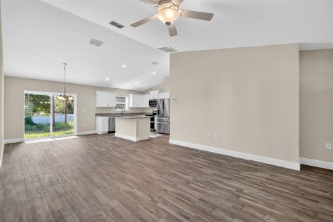 Villa ou maison à vendre à Ocala, Floride: 3 chambres, 134.99 m2 № 2291579 - photo 3