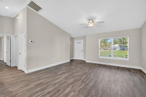 Villa ou maison à vendre à Ocala, Floride: 3 chambres, 134.99 m2 № 2291579 - photo 4