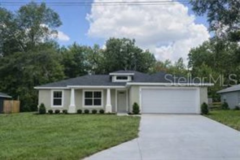 House in Ocala, Florida 3 bedrooms, 134.99 sq.m. № 2291579